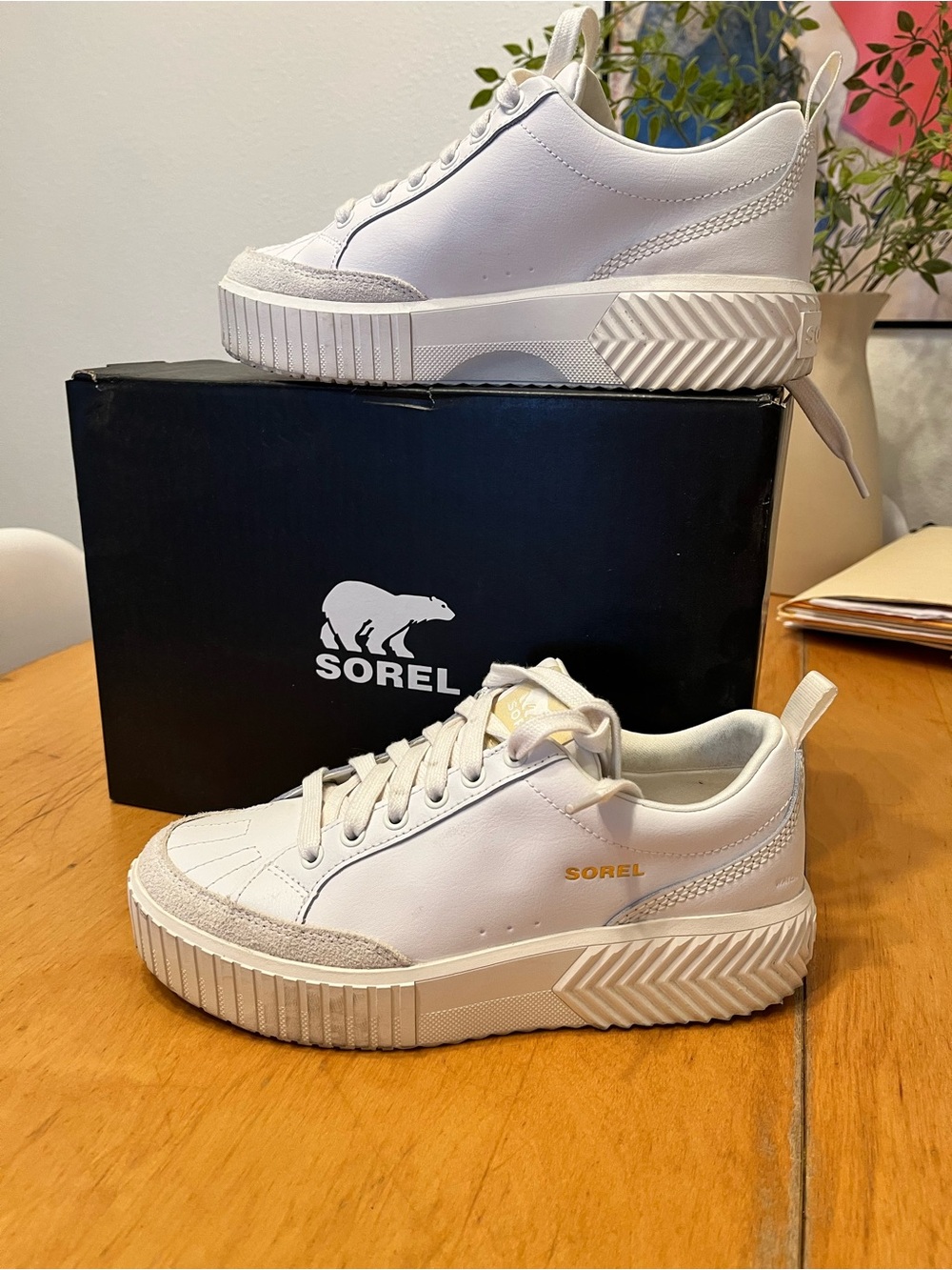 Sorel Women’s White Sneakers with Gold Logo Detail waterproof